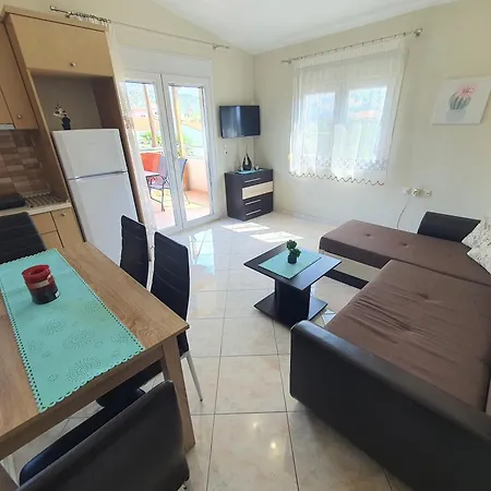 Callistemon Loft * Ποτός